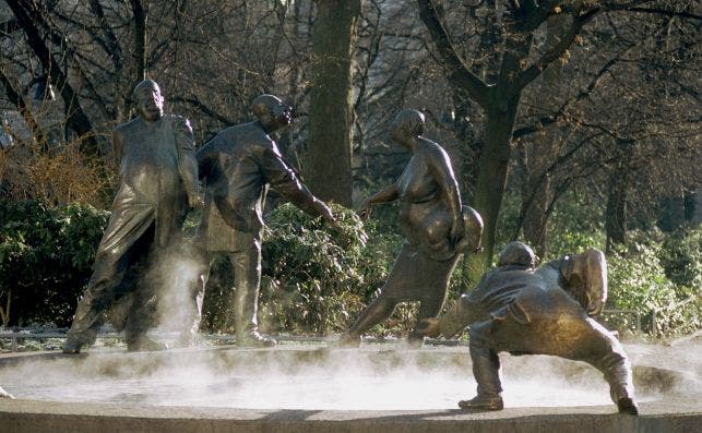 Kreislauf des Geldes es una de las fuentes mÃ¡s famosas de la ciudad. Foto: Andreas Herrman | Turismo de AquisgraÌn.