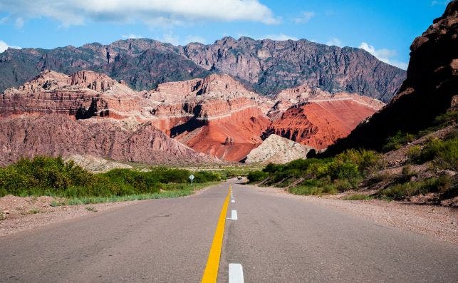 La ruta 68 nos lleva de Salta a Cafayate. Foto Getty Images