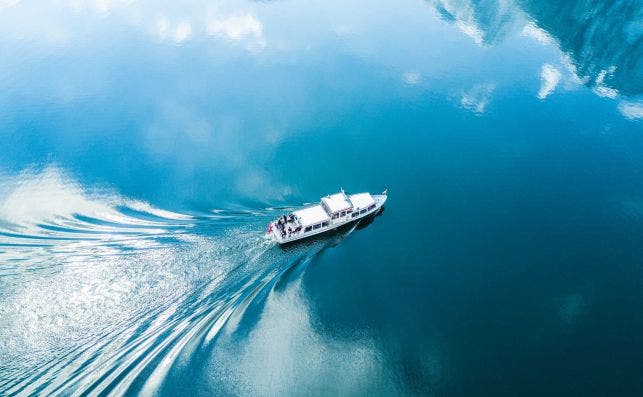 Lago de Hallstatt. Foto Willian Justen de Vasconcellos. Unsplash