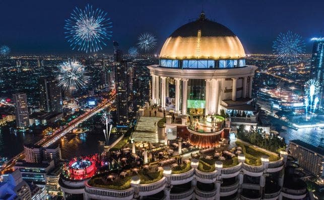 En Bangkok se puede festejar en los restaurantes del hotel Lebua. Foto: Hotel Lebua.