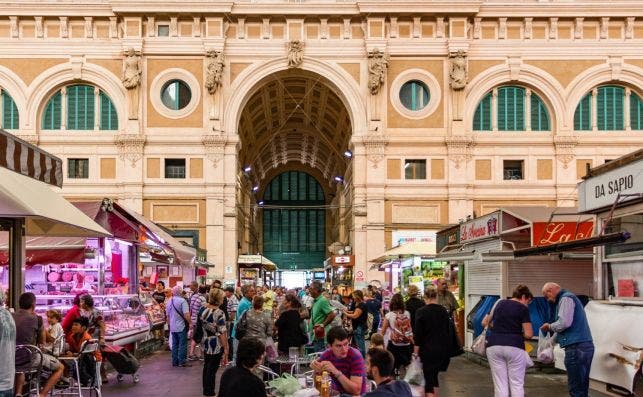 Para probar los manjares de Toscana hay que pasar por el mercado de Livorno. Foto: Visit Tuscany