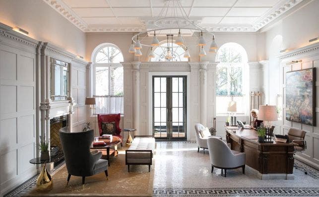 El luminoso lobby del Belmond Cadogan. Foto: Ahead Awards.