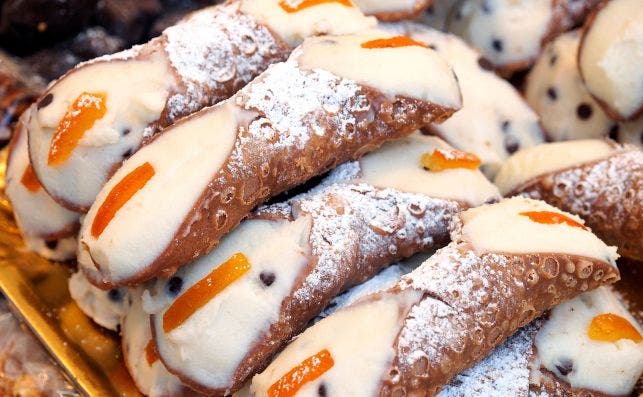 Los cannolo son el dulce por excelencia de Sicilia. Foto Veronica Molinari.