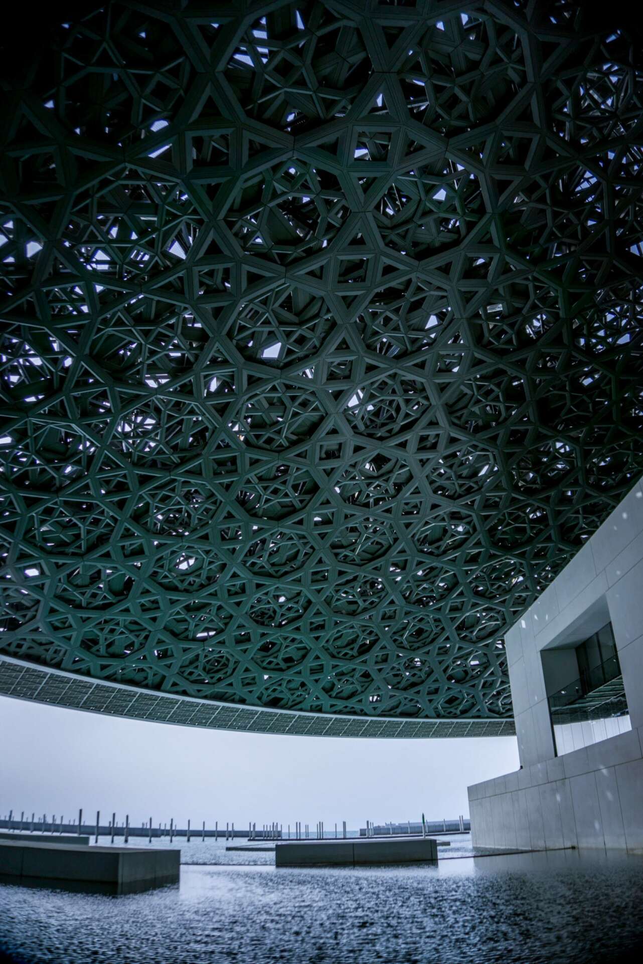 Louvre Abu Dhabi. Foto: Agnieszka Kowalczyk | Unsplash.