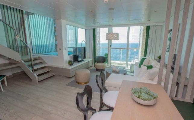 Las suites Edge Villas tiene se despliegan en dos plantas. Foto: Celebrity Cruises.