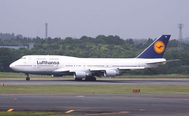 Lufthansa B747 400