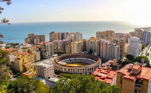 Malaga vista desde Gibralfaro. Foto de Bo SaldaÃ±a.