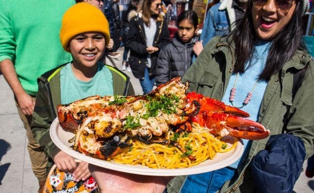 MÃ¡s de 100 vendedores compiten con originales propuestas. Foto Scott Lynch | Smorgasburg