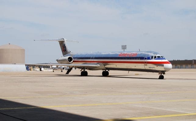 McDonnell Douglas MD 80, American Airlines, 