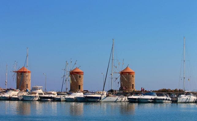 Molinos de Mandraki Foto Manfred Richterâ€“Pixabay