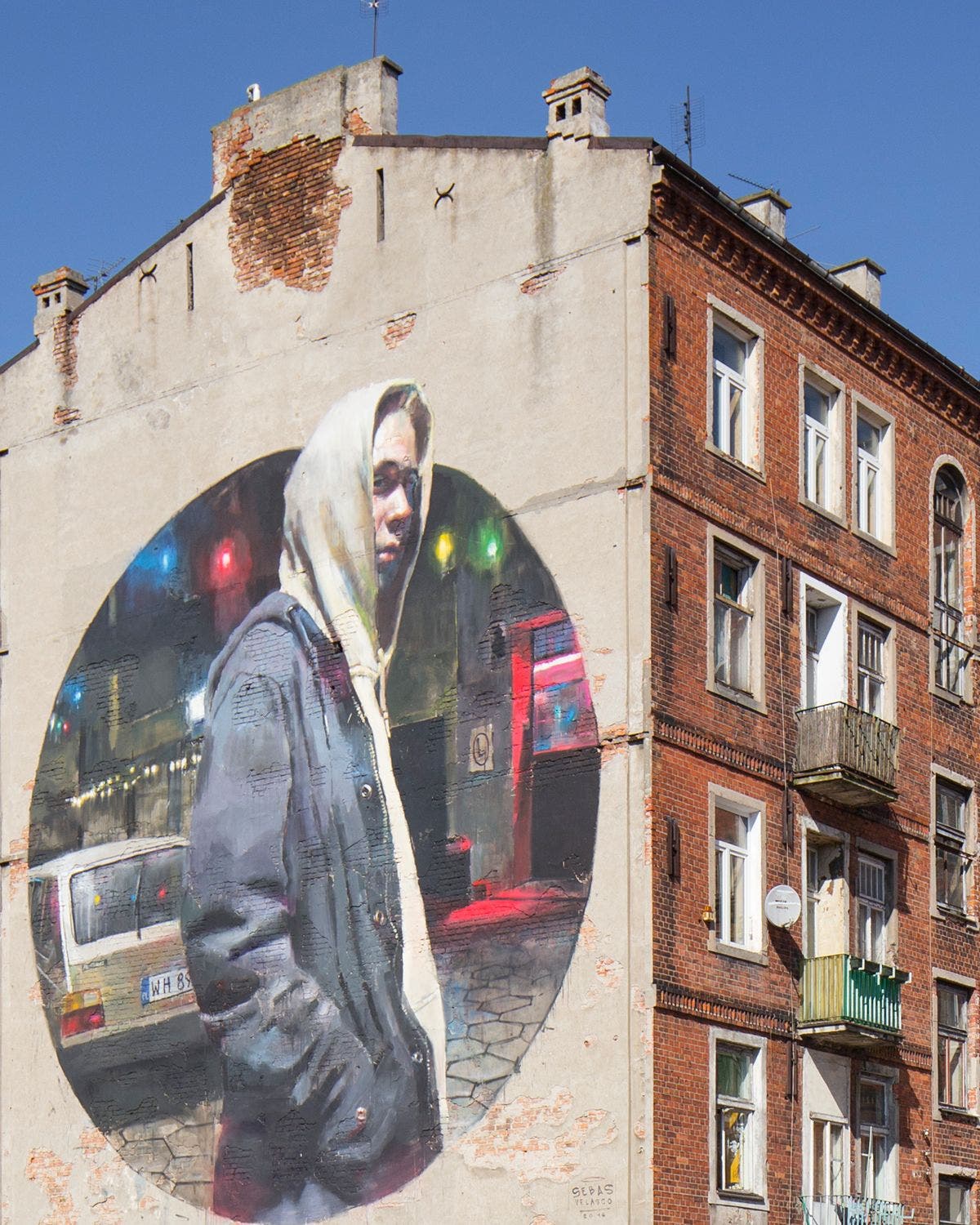 Mural en el barrio de Praga. Foto Turismo de Polonia