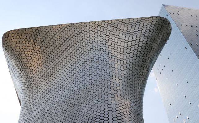 Museo Soumaya Foto Mike RamiÌrez en Pixabay