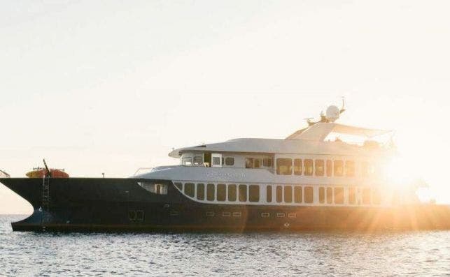 El MV Origin navega por las islas GalÃ¡pagos. Foto: Ecoventura