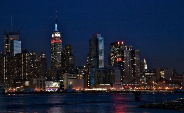Las luces en la noche de Nueva York. Foto: Creative Commons