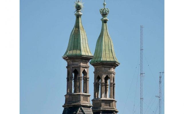 Las cÃºpulas que homenajean a los emperadores Francisco JosÃ© y Sissi.