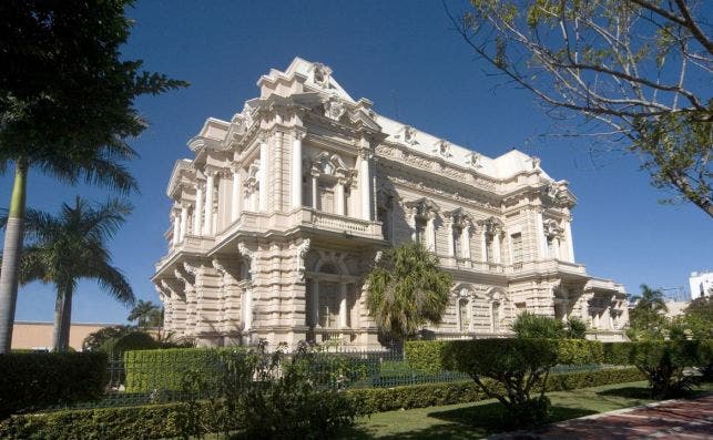 Palacio CantoÌn, MÃ©rida. Foto: Turismo de YucatÃ¡n.