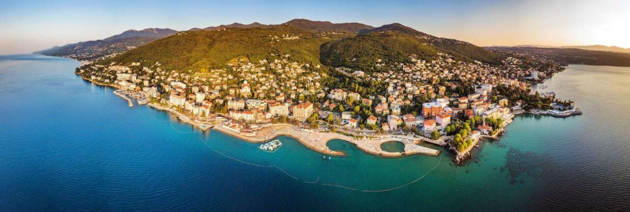 PanoaÌmica de Opatija. Foto Aleksandar Gospic Turismo de Croacia