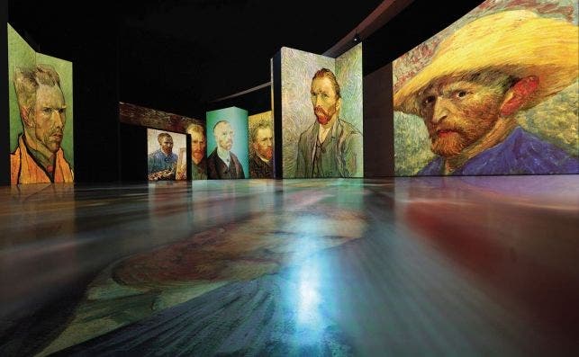 Pantallas de seis metros acogen mÃ¡s de 3.000 imÃ¡genes. Van Gogh alive.