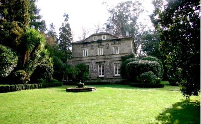 Pazo de RubiaÌns. Foto Turismo de Galicia.