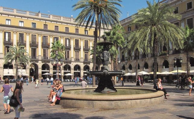 La Plaza Real en la actualidad, esperando que los vecinos de Barcelona vuelvan a descubrirla. Foto: Ayuntamiento de Barcelona
