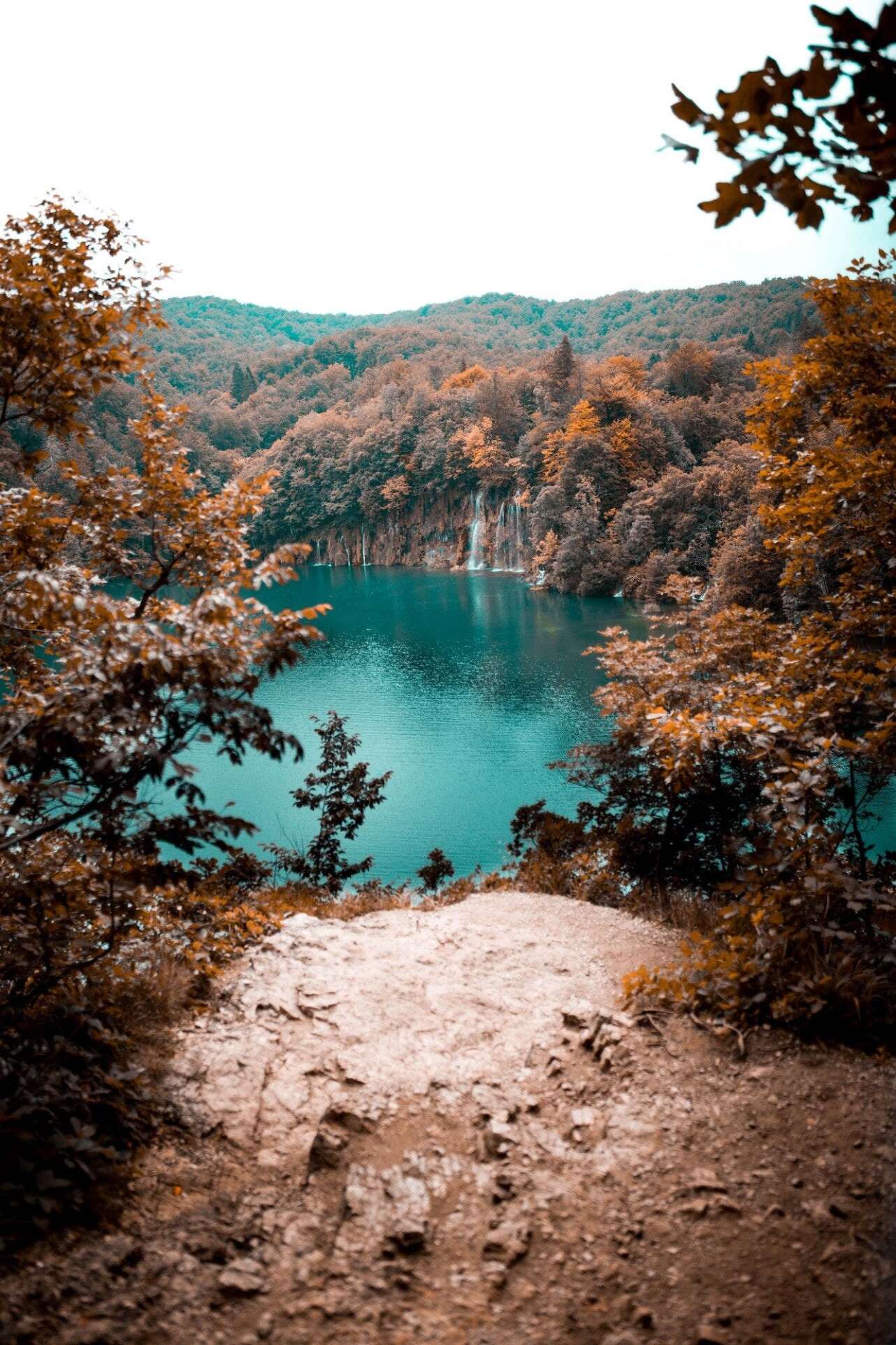 Plitvice. Fot: Joseph Kelly | Unsplash.