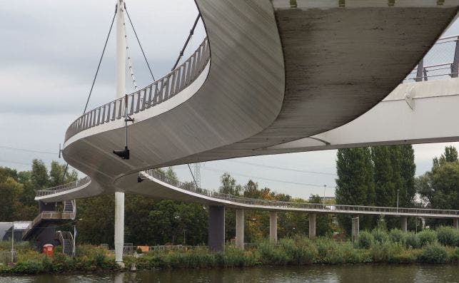 Puente de Nescio. Foto: Guilhem Vellut-Flickr.