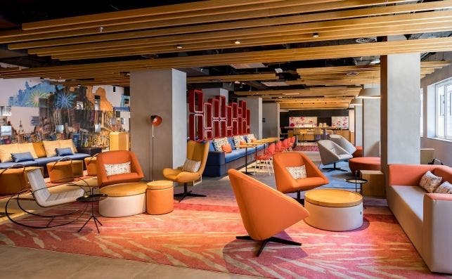 Lounge en el Aloft Gran VÃ­a. Foto Marriott.