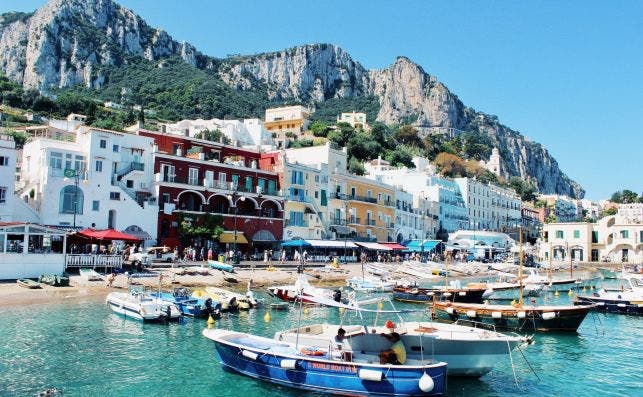 Rincones llenos de encanto de Capri. Foto Ellena Mcguinness Unsplash