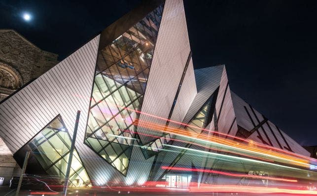 La innovadora silueta del Royal Ontario Museum. Foto: Turismo de Toronto