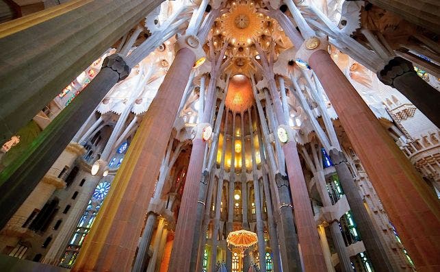 Sagrada Familia. Foto Eleonora Albasi Unsplash