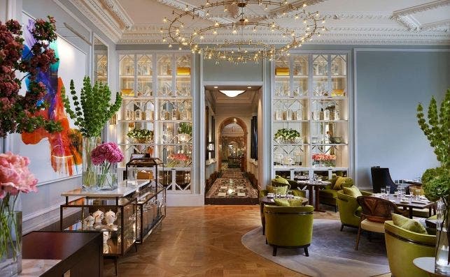 SalÃ³n de tÃ© en el Mandarin Oriental Hyde Park.