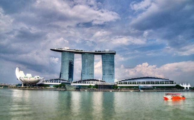 La modernidad de Singapur se descubre, aunque sea fugazmente, con las excursiones gratuitas desde el aeropuerto.
