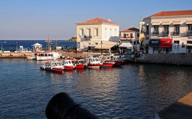 Spetses1 evlahos