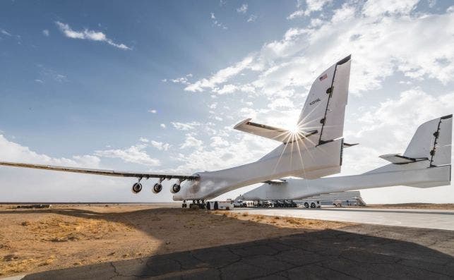 El Stratolaunch serÃ¡ el aviÃ³n mÃ¡s grande del mundo. Pero pocos podrÃ¡n volar en Ã©l. Fotos: Stratolaunch.