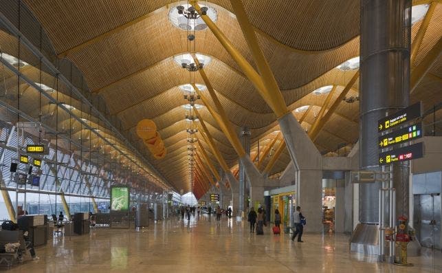 Aena instala sistemas de control biomÃ©tricos en el aeropuerto de Madrid - Barajas | Wikipedia.