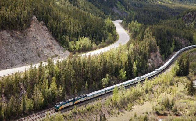 The Canadian atraviesa grandes extensiones de bosques. Foto: The Canadian