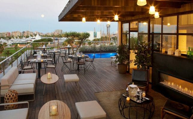 The Serras Rooftop atardecer Â© Preferred Hotels & Resorts