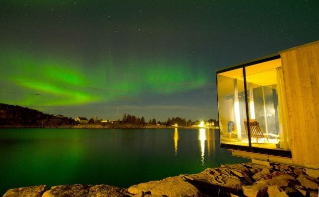 Este alojamiento permite dormir admirando las auroras boreales| The Manshausen Cabins 