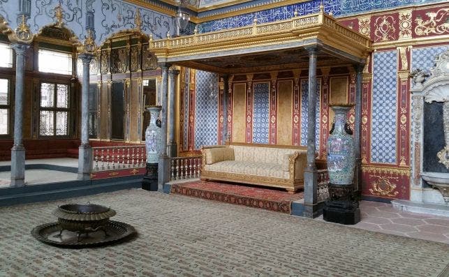 Sala del trono del Palacio de Topkapi. Foto: Waldo Miguez Pixabay 