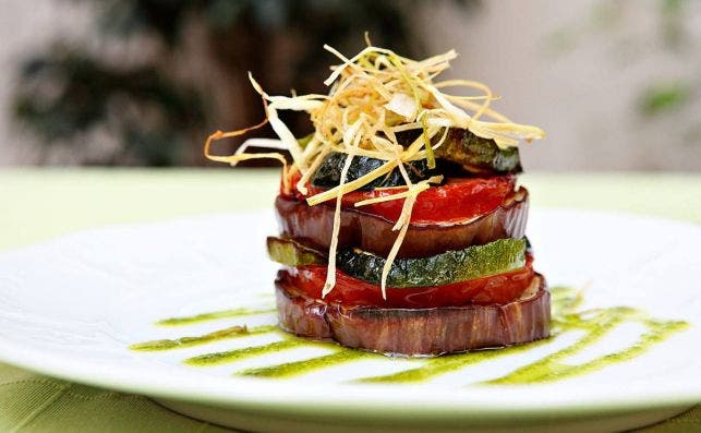 Torre de verduras al pesto PreÌ‚t aÌ€ Porter de AtmospheÌ€re