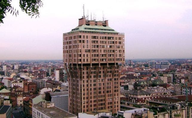 Torre Velasca,en MilaÌn. Foto David Orban