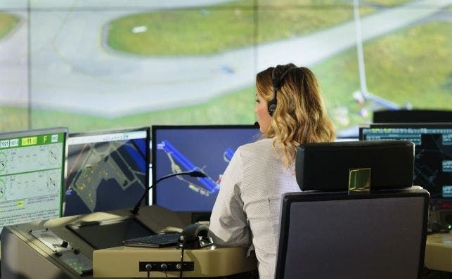 El control de las operaciones se hace desde monitores con visiÃ³n de 360 grados.