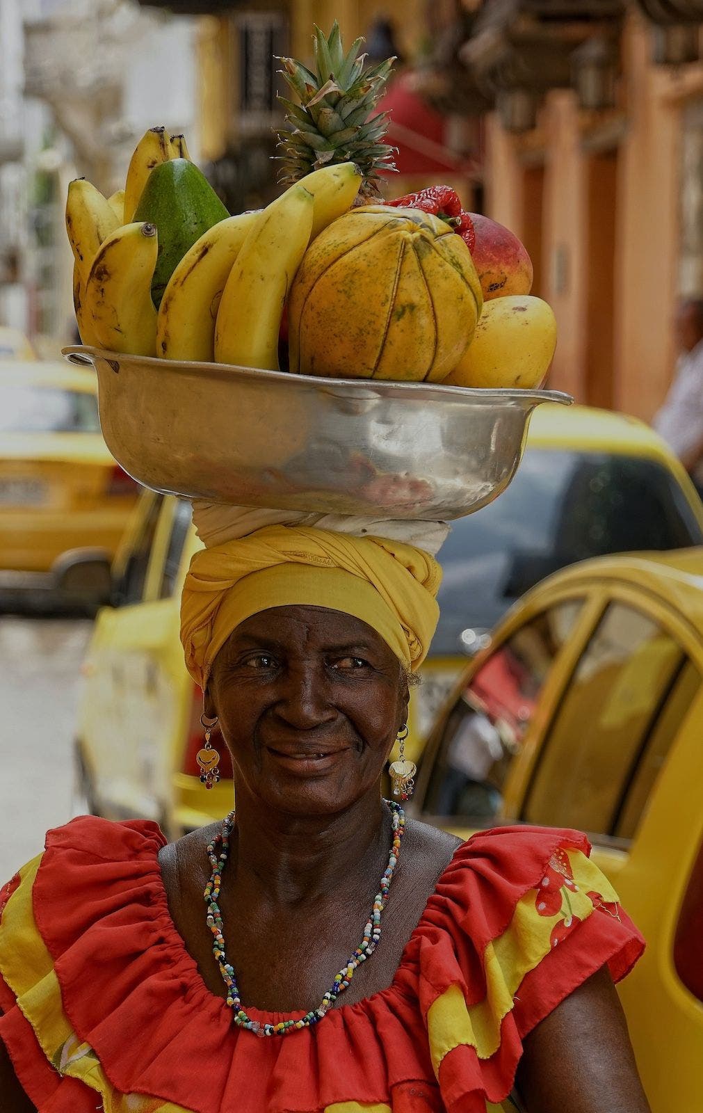 Una palanquera de Cartagena de Indias. Foto Ricardo Gomez Angel Unsplash