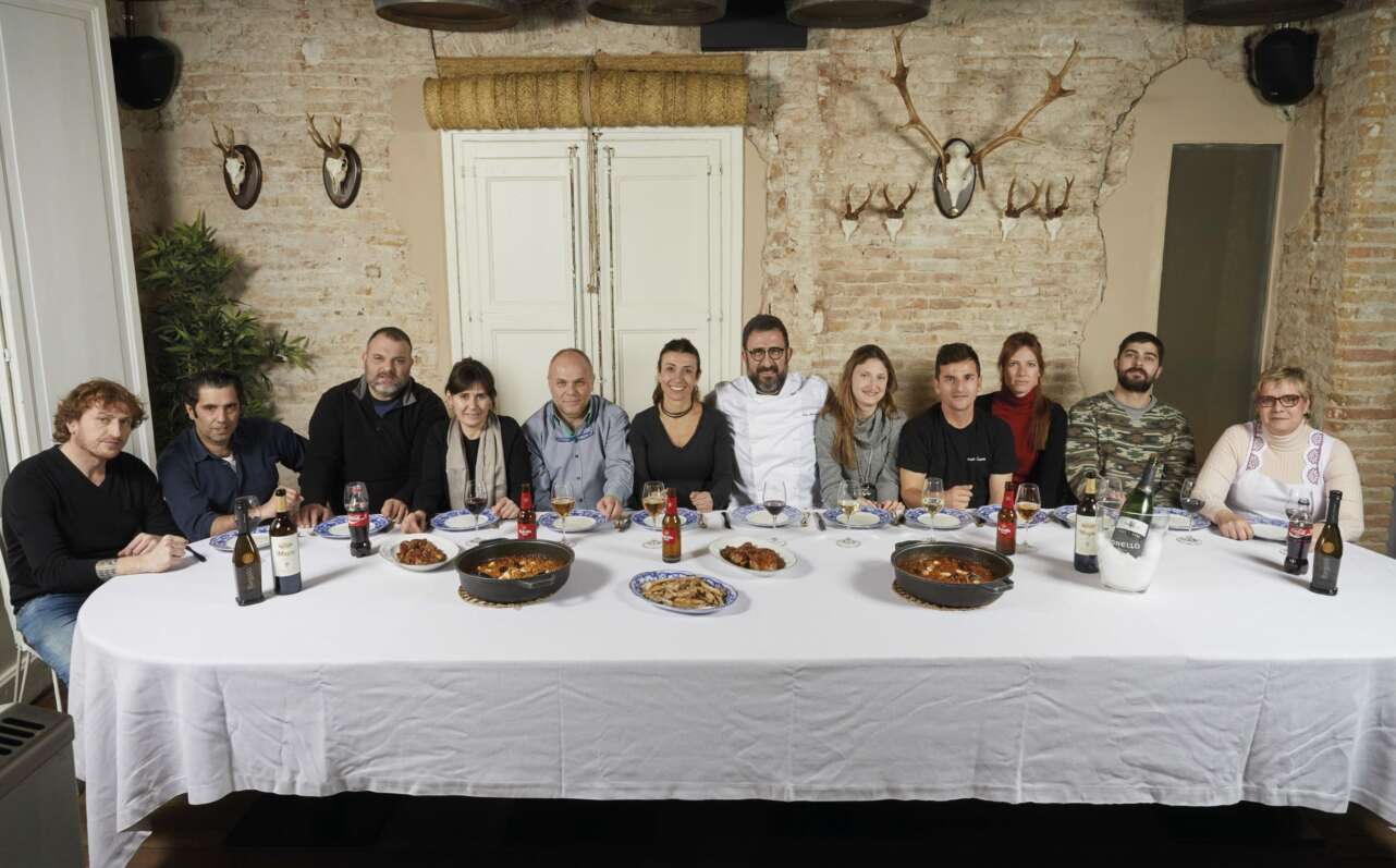 "Una uÌltima cena": la presentaciÃ³n del libro sobre La BoquerÃ­a del chef Oscar Manresa.