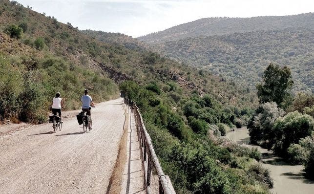 ViÌa Verde de la Sierra CaÌdiz Fundacion Vias Verdes de la Sierra