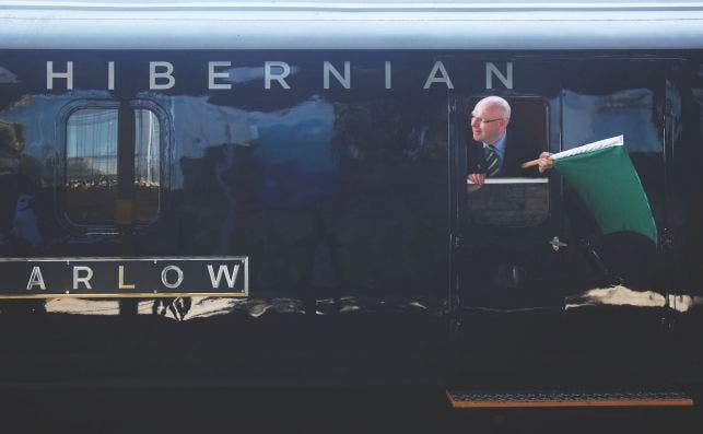 Viajeros al tren Grand Hibernian. Foto: Belmond.