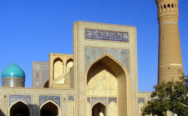 View from inside Kalon Mosque, Bukhara ()