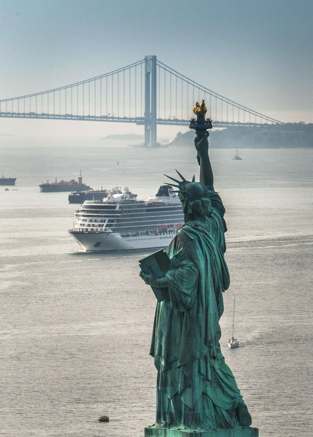 Solo necesitas 245 dÃ­as y 73.000 euros para realizar la hazaÃ±a. Foto: Viking Cruises.