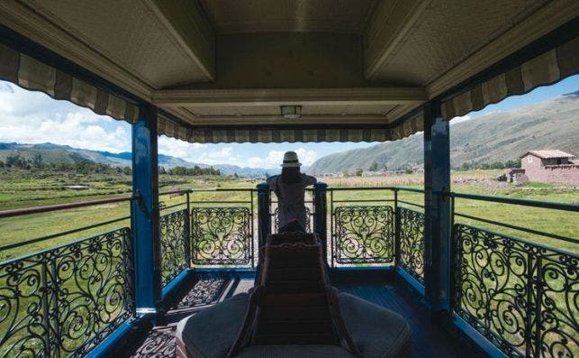 Â¿Te imaginas con un pisco sour en este observatorio de excepciÃ³n? Foto: Belmond Andean Explorer. 