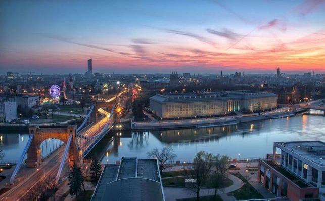 Breslavia es atravesada por el Ã“der, que divide a la ciudad en 12 islas. Foto: Turismo de Polonia.